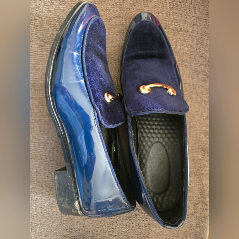 Elegant Blue Velvet Patent Leather Gold Accent Men's Loafers size 11.5